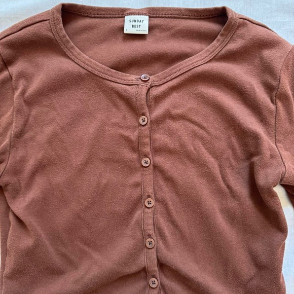 ⟡ Aritzia Sunday Best Chocolate Brown Cropped Button Up Cardigan (Size S) ⟡ - Picture 2 of 8